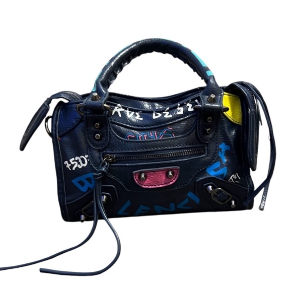 Handbags - Graffiti Women's Leather Handbag Shoulder Bag with Zipper Closure